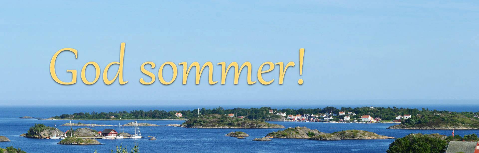 et skjærgårdsbilde med hav og blå himmel med god sommer skrevet i tekst